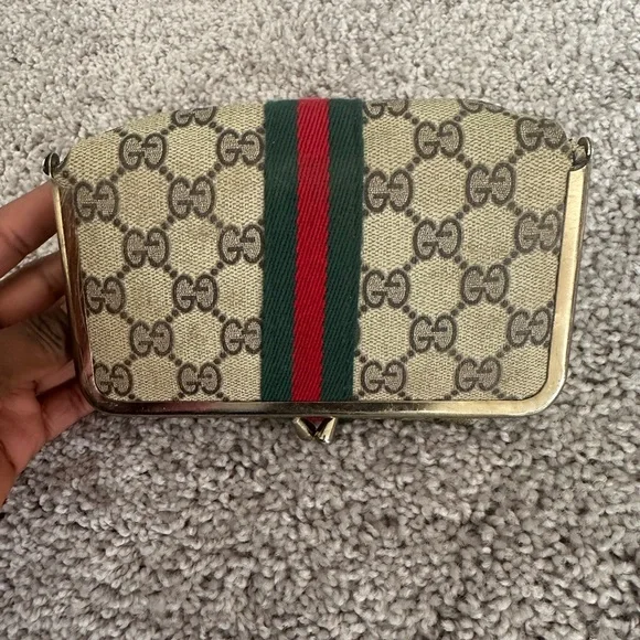 KissLock mirror GG purse/makeup purse - Picture 7 of 7